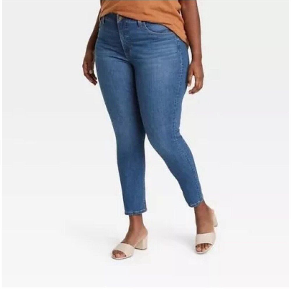 AVA & VIV Women's Plus 26R Dark Wash Mid-Rise Skinny Stretch Jeans